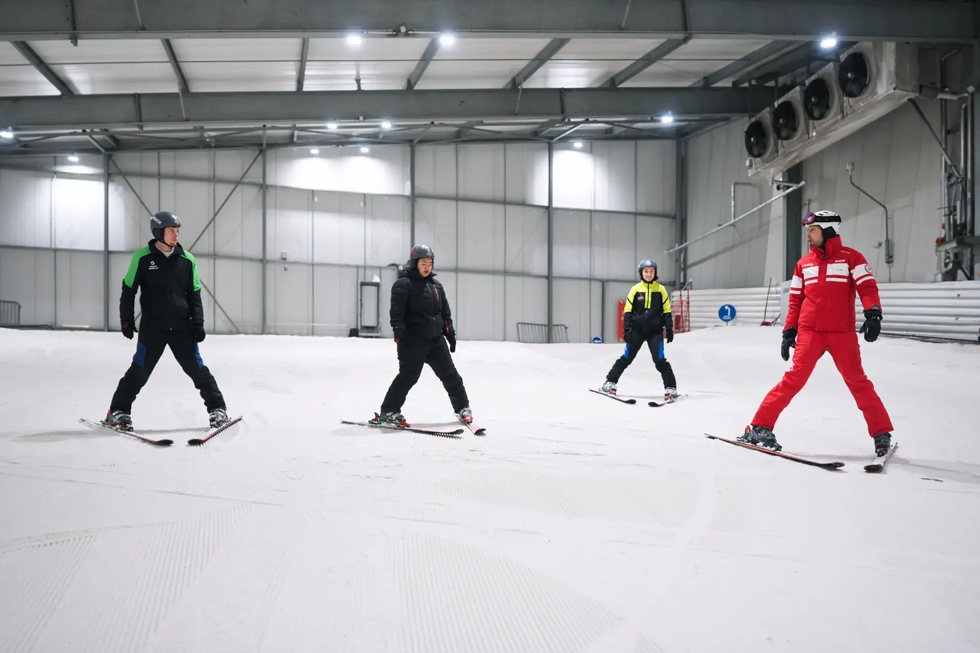 Overall view of the indoor ski slope in Amnéville